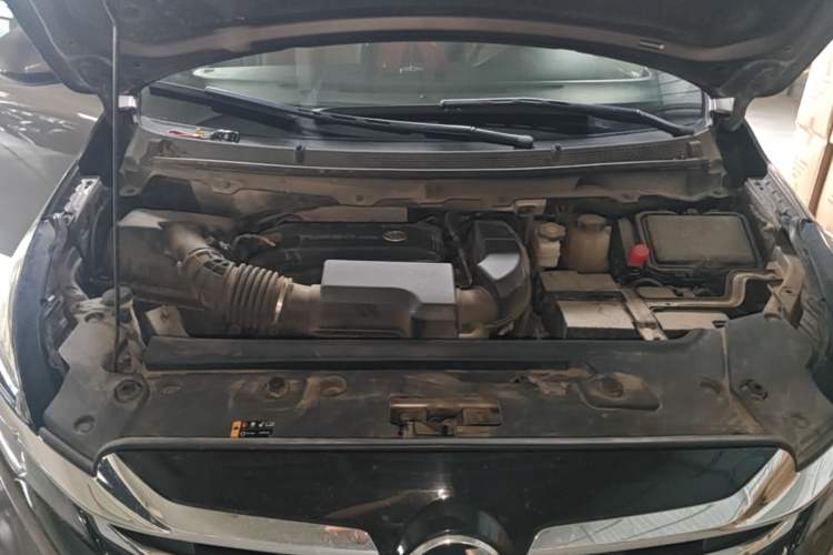 Used Buick GL8 2023 Land Executive Class Smart Enjoyment Model Engine Bay