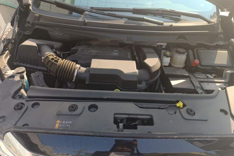 Used Buick GL8 2023 Land Executive Class Comfort Model Engine Bay