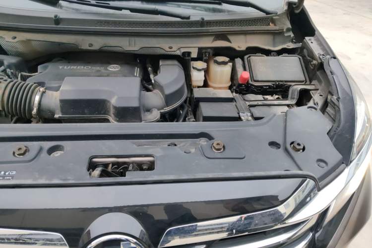 Used Buick GL8 2023 Land Executive Class Smart Enjoyment Model Engine Bay Left