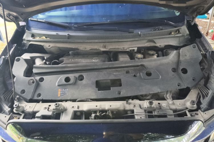 Used Buick GL8 2023 Land Executive Class Smart Enjoyment Model Engine Bay