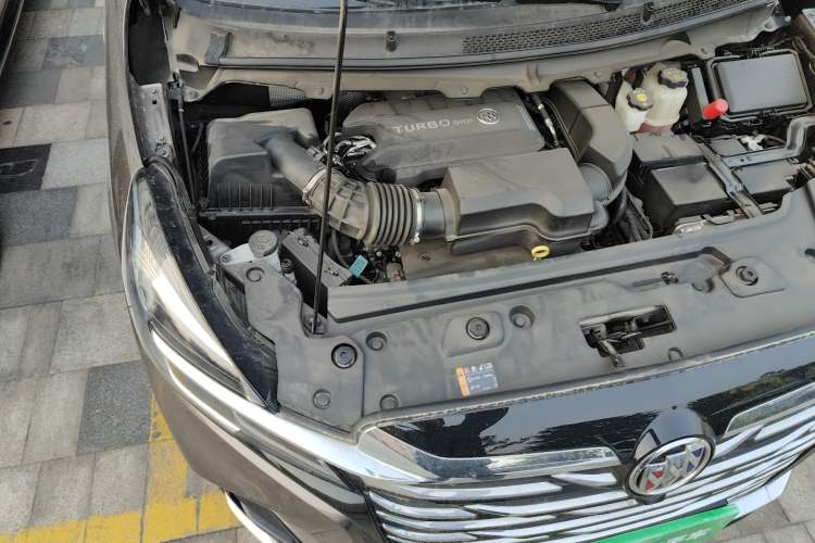 Used Buick GL8 2023 Facelifted Land Cruiser Executive Luxury Version Engine Bay Right