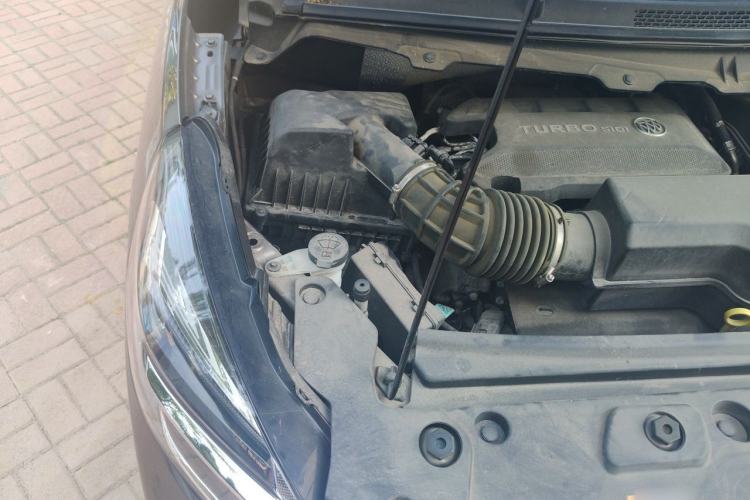 Used Buick GL8 2023 Land Executive Class Smart Enjoyment Model Engine Bay Right