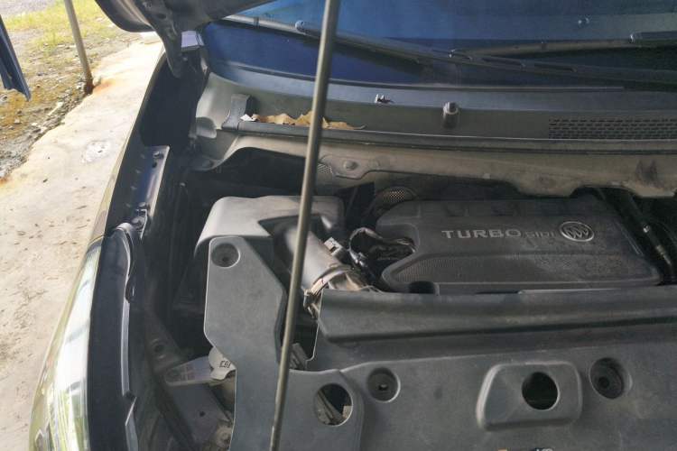 Used Buick GL8 2023 Land Executive Class Smart Enjoyment Model Engine Bay Right