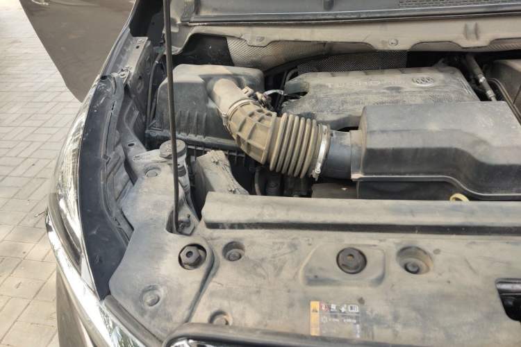 Used Buick GL8 2023 Land Executive Class Smart Enjoyment Model Engine Bay Right