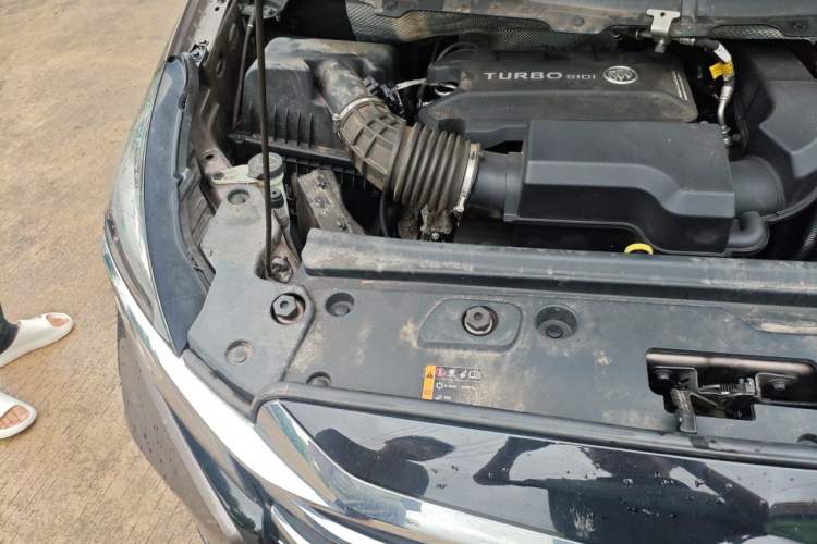 Used Buick GL8 2023 Land Executive Class Smart Enjoyment Model Engine Bay Right