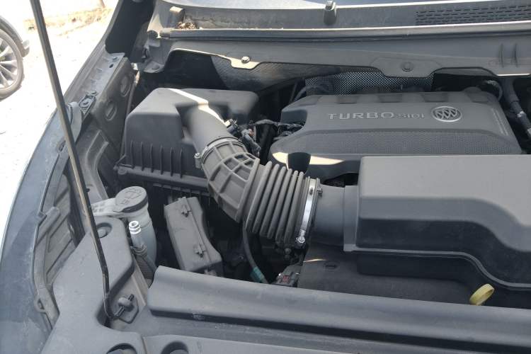 Used Buick GL8 2023 Land Executive Class Smart Enjoyment Model Engine Bay Right