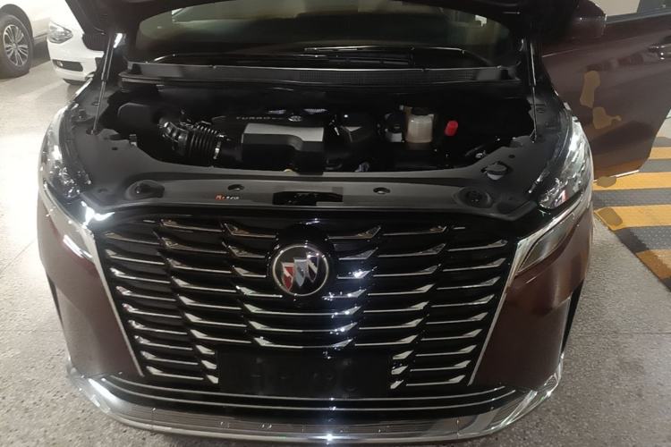 Used Buick GL8 2023 ES Lu Zun Luxury Model Engine Bay
