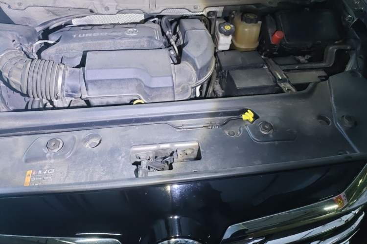 Used Buick GL8 2023 Land Executive Class Smart Enjoyment Model Engine Bay