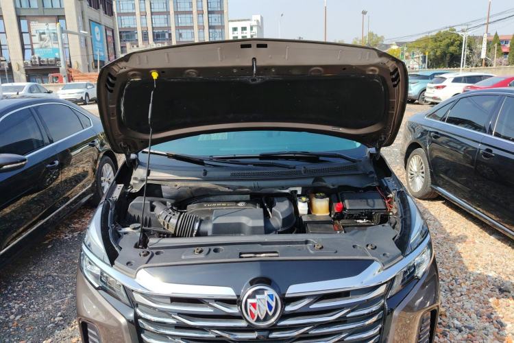 Used Buick GL8 2023 Land Executive Class Comfort Model Engine Bay