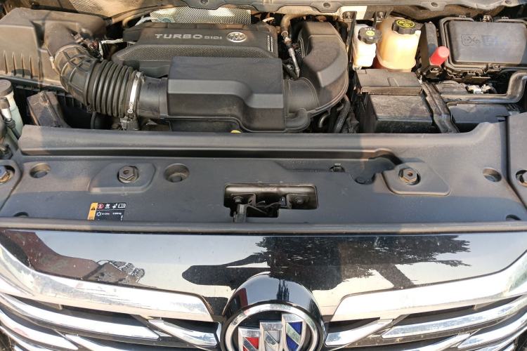 Used Buick GL8 2023 Land Executive Class 652T Luxury Model Engine Bay