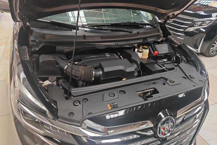 Used Buick GL8 2023 Land Executive Class Comfort Model Engine Bay