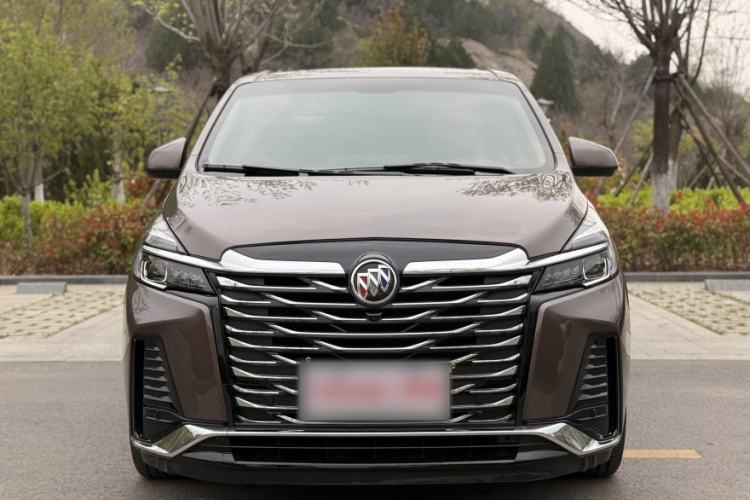 Used Buick GL8 2023 Facelifted Land Cruiser Executive Luxury Version Exterior 1