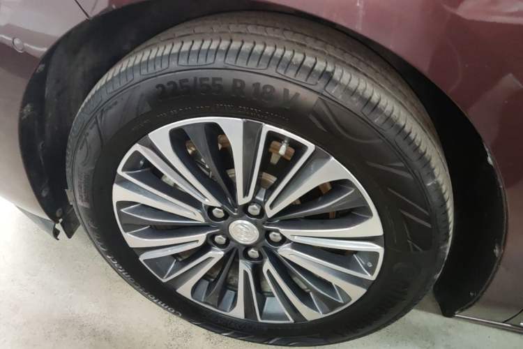 Used Buick GL8 2023 ES Lu Zun Luxury Model Exterior 1