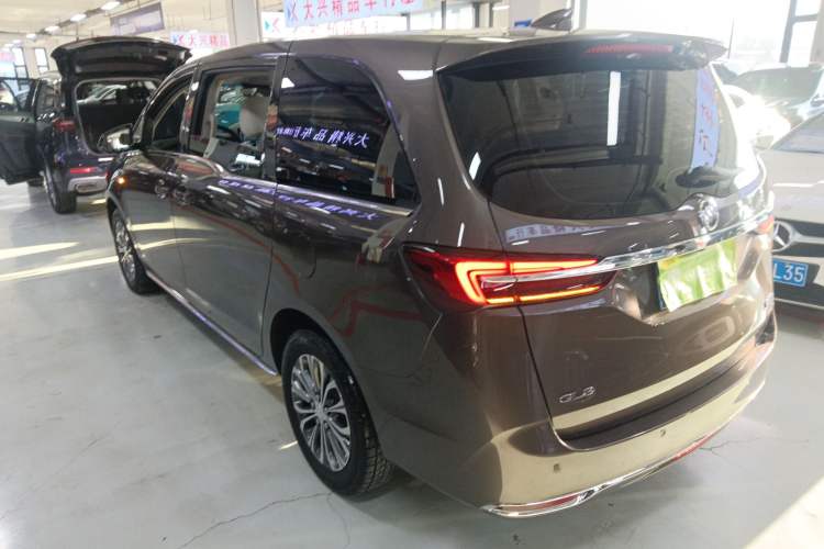 Used Buick GL8 2023 Land Executive Class Smart Enjoyment Model Exterior 2