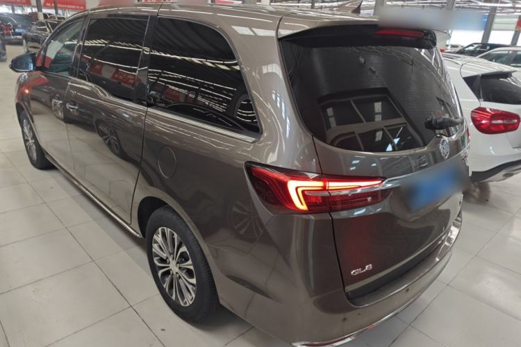 Used Buick GL8 2023 Facelifted Land Cruiser Executive Luxury Version Exterior 2