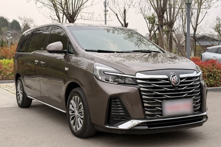Used Buick GL8 2023 Facelifted Land Cruiser Executive Luxury Version Exterior 2