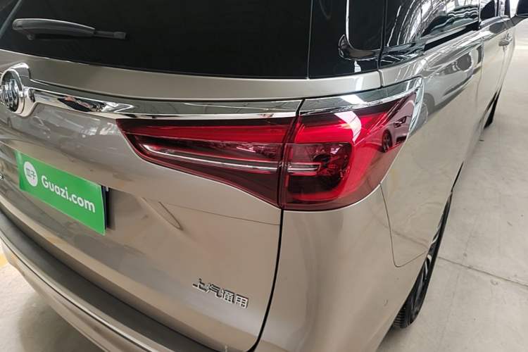 Used Buick GL8 2023 ES Lu Zun Deluxe Model Exterior 3