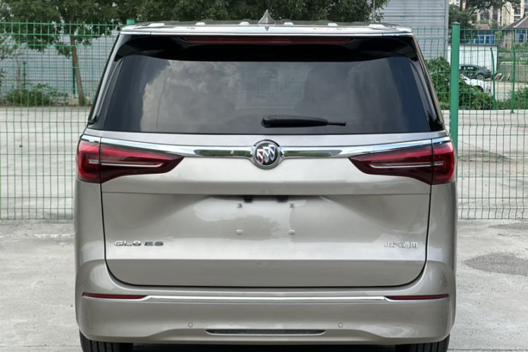 Used Buick GL8 2023 ES Lu Zun Deluxe Model Exterior 4