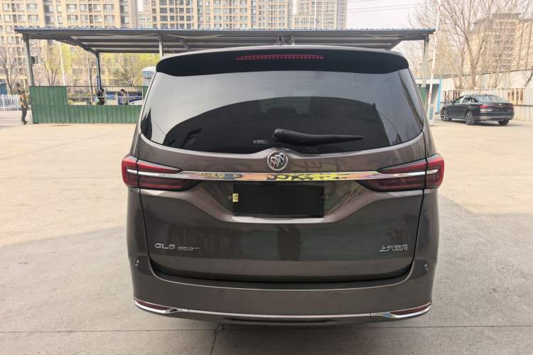 Used Buick GL8 2023 Land Executive Class Deluxe Model Exterior 4