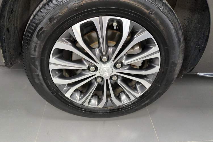 Used Buick GL8 2023 Land Executive Class 652T Luxury Model Exterior 5