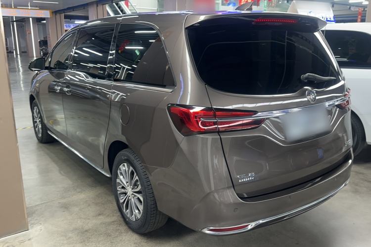 Used Buick GL8 2023 Facelifted Land Cruiser Executive Luxury Version Exterior 5
