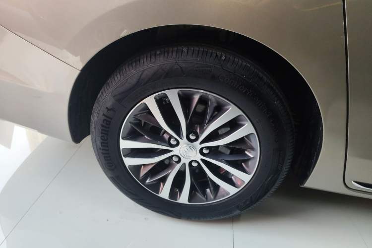 Used Buick GL8 2023 ES Lu Zun Deluxe Model Exterior 5