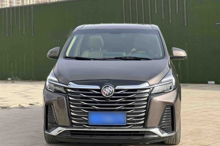 Used Buick GL8 2023 Facelifted Land Cruiser Executive Luxury Version Exterior 6