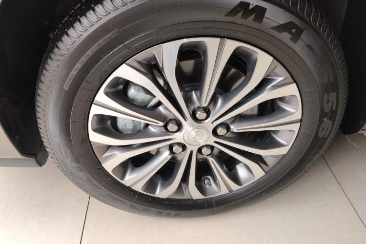 Used Buick GL8 2023 Land Executive Class 652T Luxury Model Exterior 7