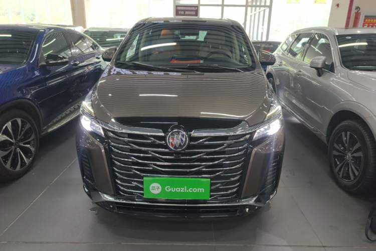 Used Buick GL8 2023 Land Executive Class Deluxe Model Front