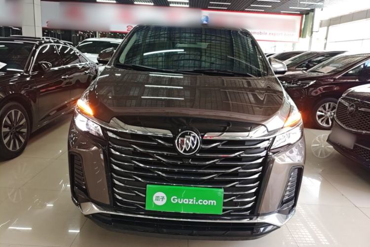 Used Buick GL8 2023 Facelifted Land Cruiser Executive Luxury Version Front