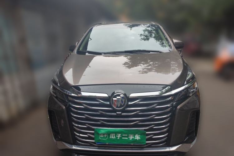 Used Buick GL8 2023 Facelifted Land Cruiser Executive Luxury Version Front