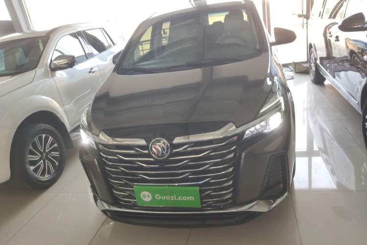 Used Buick GL8 2023 Land Executive Class Comfort Model Front