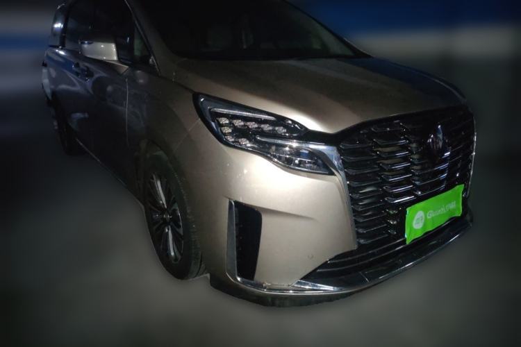 Used Buick GL8 2023 ES Lu Zun Luxury Model Front Right 45 Deg