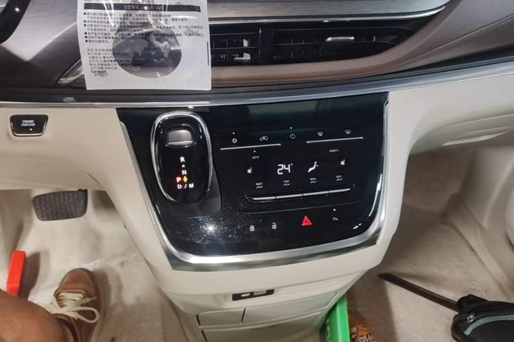 Used Buick GL8 2023 Land Executive Class Comfort Model Gear Lever