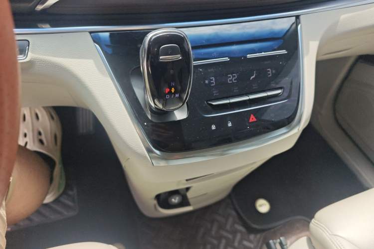 Used Buick GL8 2023 Land Executive Class Comfort Model Gear Lever