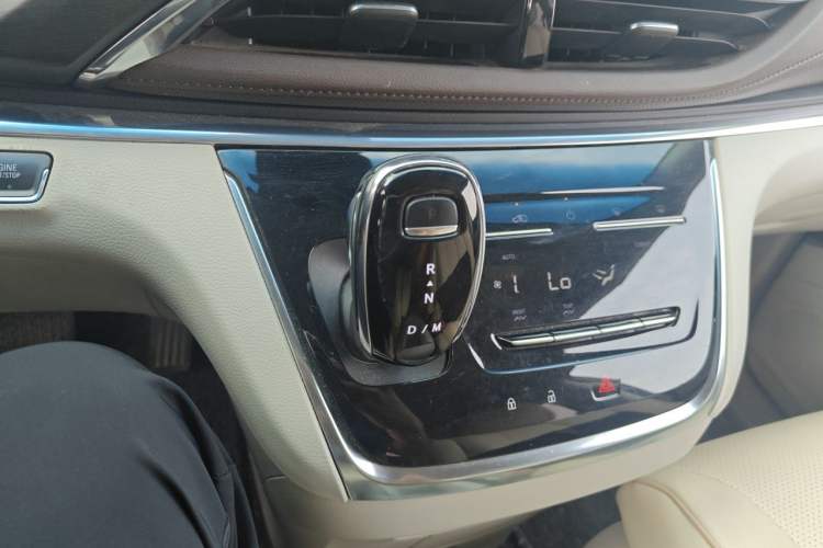 Used Buick GL8 2023 Land Executive Class Comfort Model Gear Lever