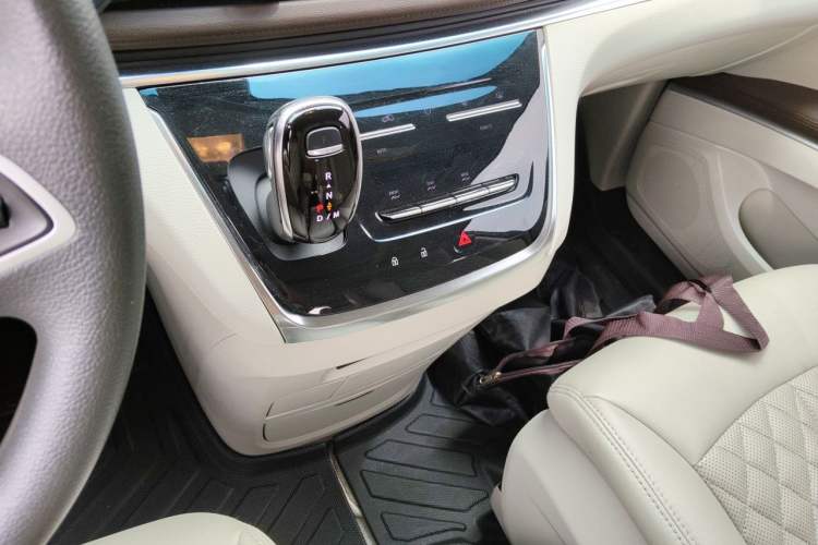 Used Buick GL8 2023 Land Executive Class Smart Enjoyment Model Gear Lever