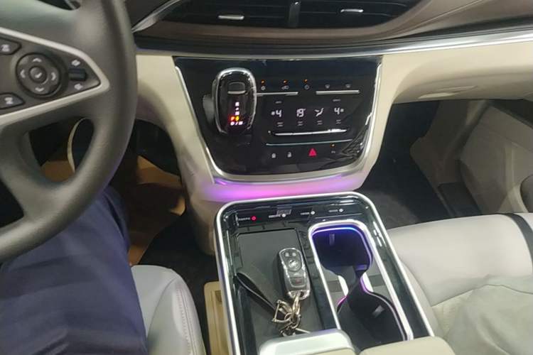 Used Buick GL8 2023 Land Executive Class Smart Enjoyment Model Gear Lever