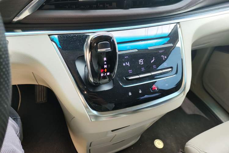 Used Buick GL8 2023 Land Executive Class Smart Enjoyment Model Gear Lever