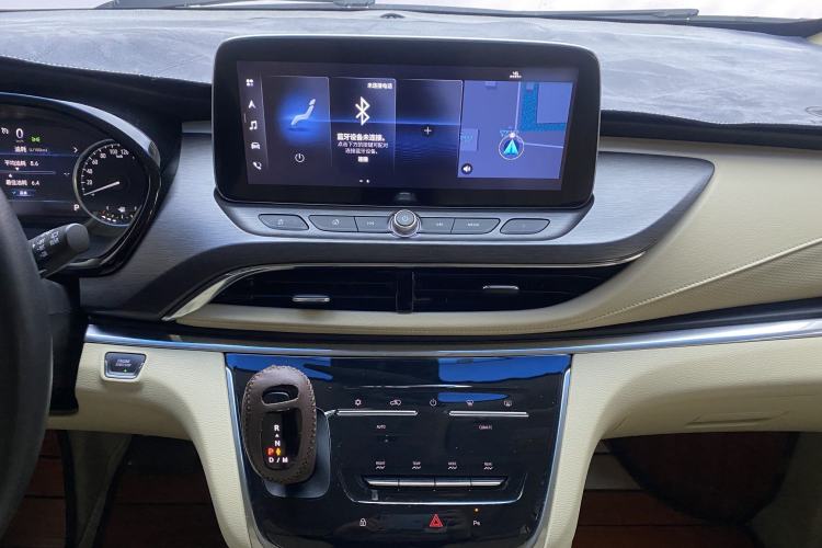 Used Buick GL8 2023 Facelifted Land Cruiser Executive Luxury Version Gear Lever