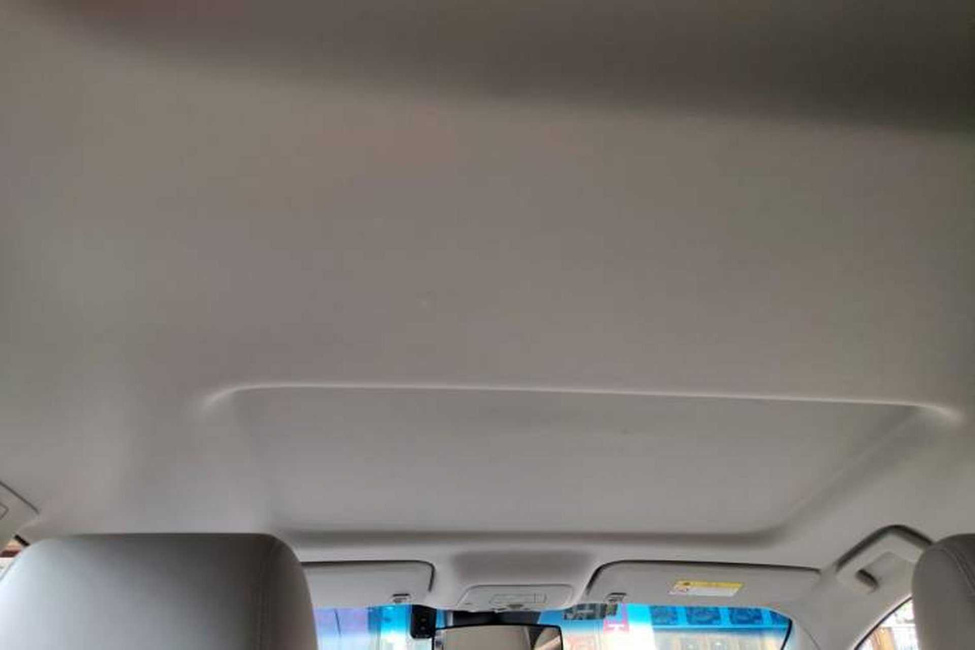 Used Buick GL8 2023 Land Executive Class Comfort Model Headliner