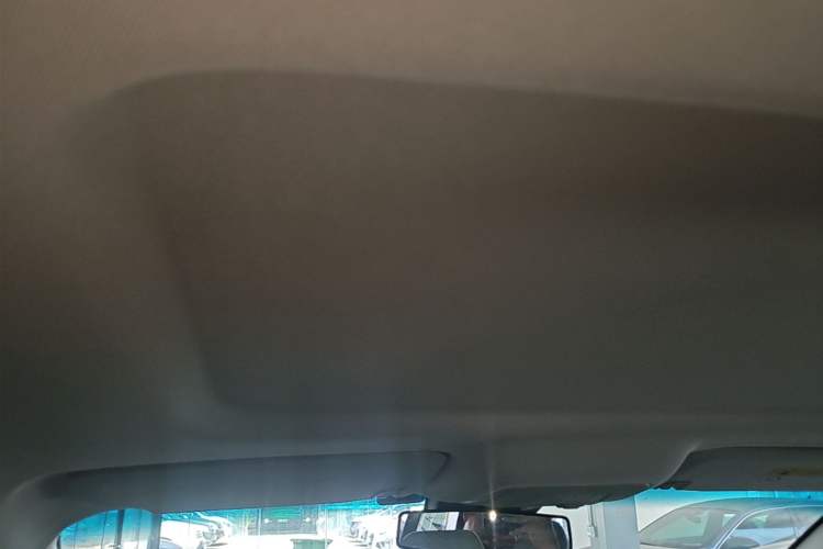 Used Buick GL8 2023 Land Executive Class Comfort Model Headliner