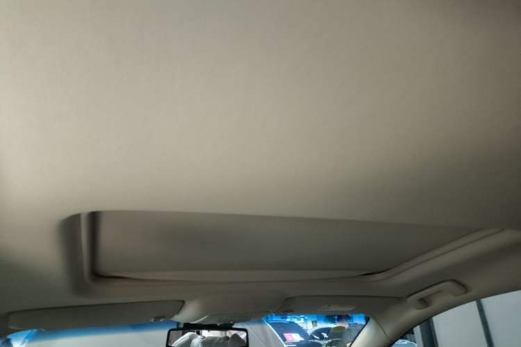 Used Buick GL8 2023 Land Executive Class 652T Luxury Model Headliner