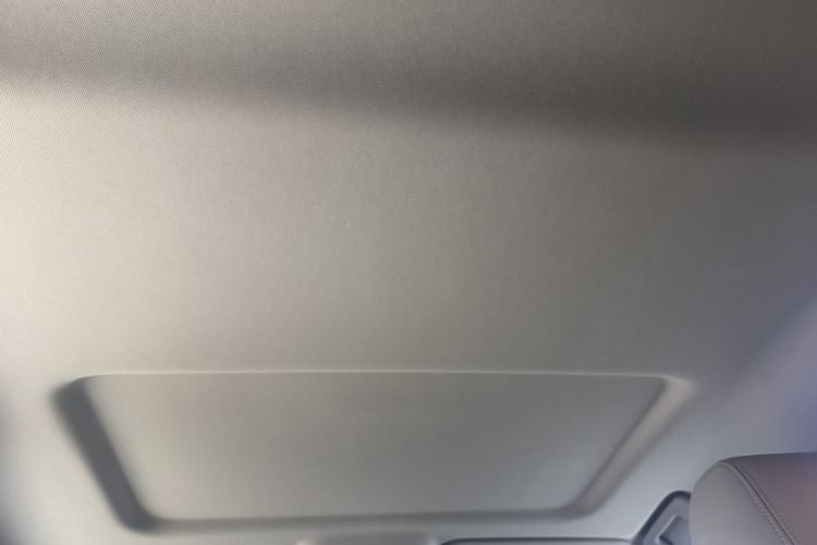 Used Buick GL8 2023 Land Executive Class Comfort Model Headliner