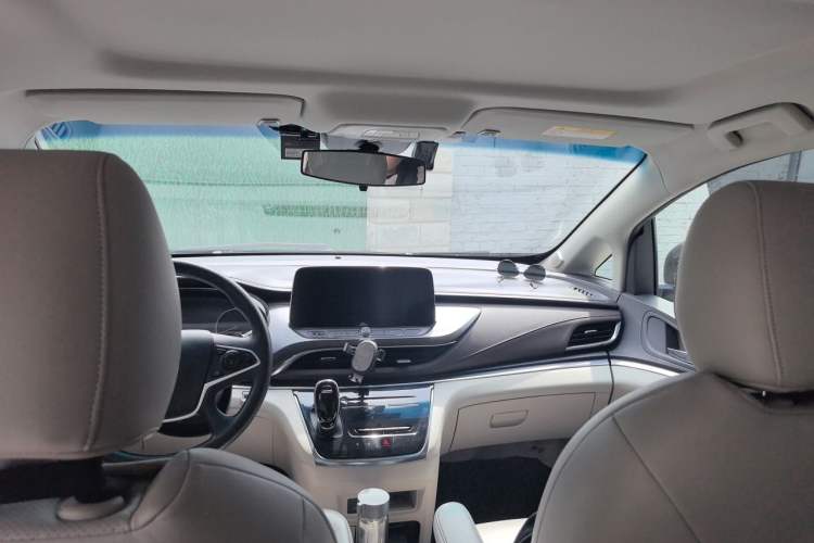 Used Buick GL8 2023 Land Executive Class Smart Enjoyment Model Headliner