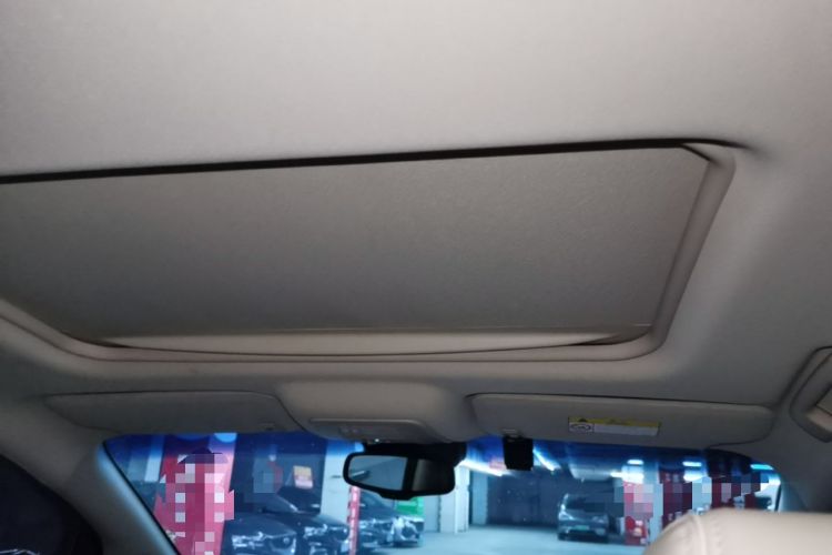 Used Buick GL8 2023 Facelifted Land Cruiser Executive Luxury Version Headliner