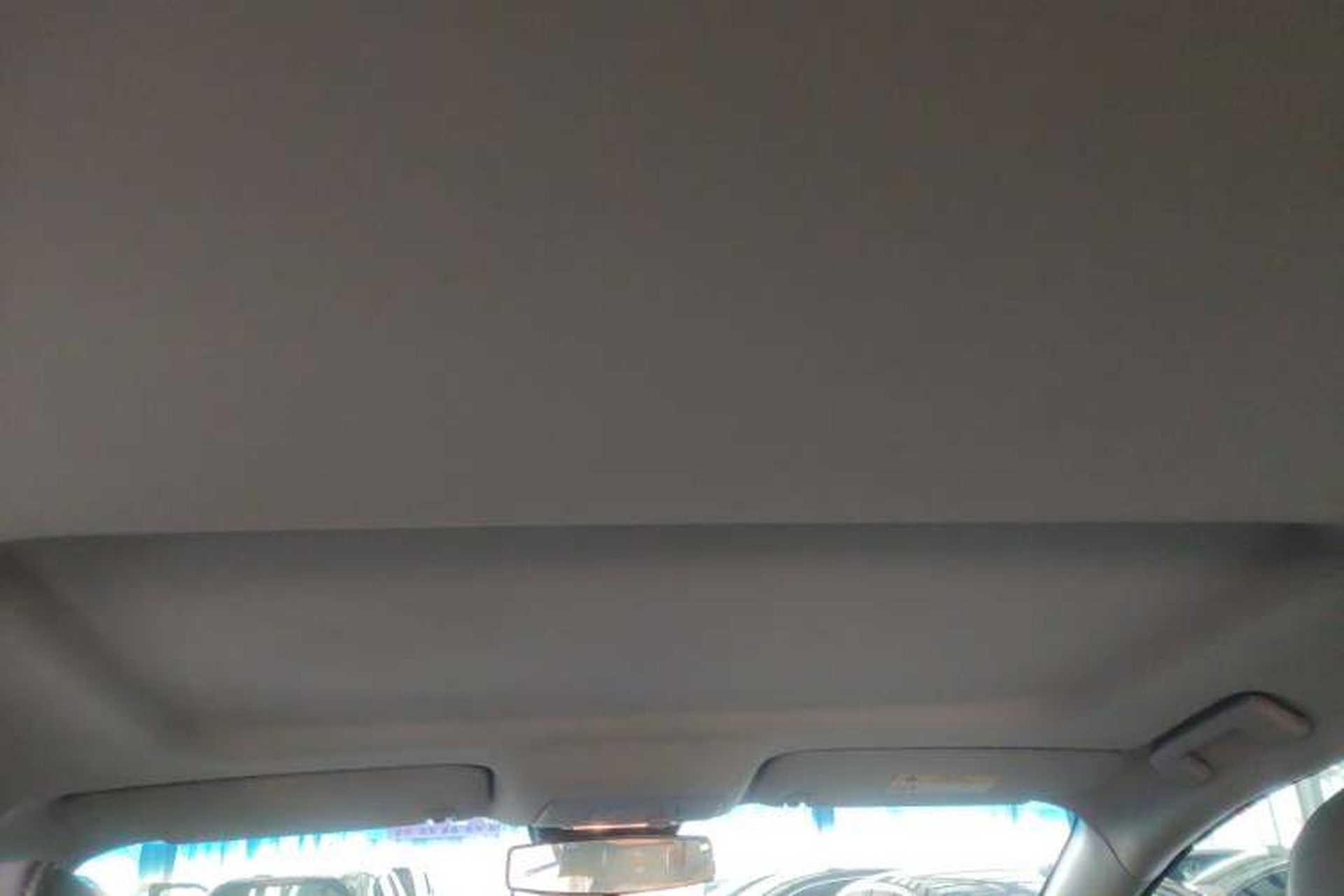 Used Buick GL8 2023 Land Executive Class Comfort Model Headliner