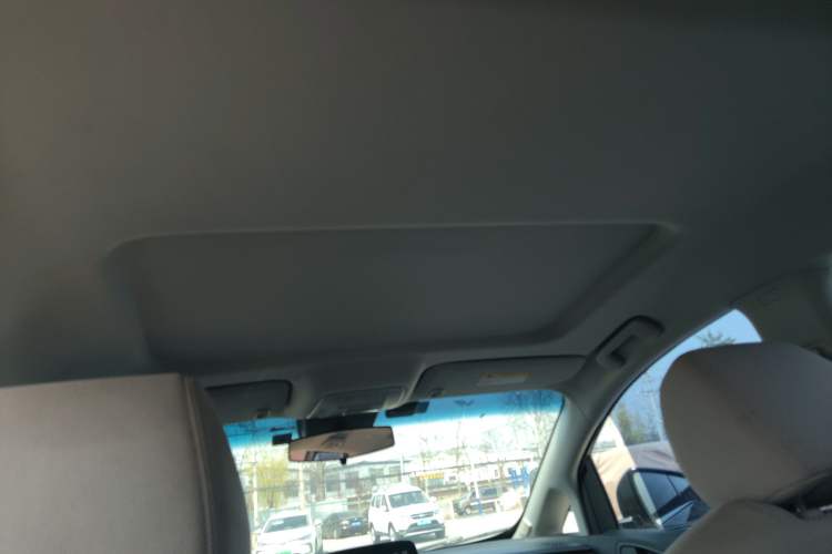 Used Buick GL8 2023 Land Executive Class Smart Enjoyment Model Headliner