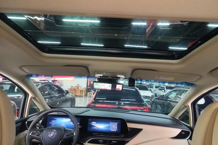 Used Buick GL8 2023 ES Lu Zun Deluxe Model Headliner