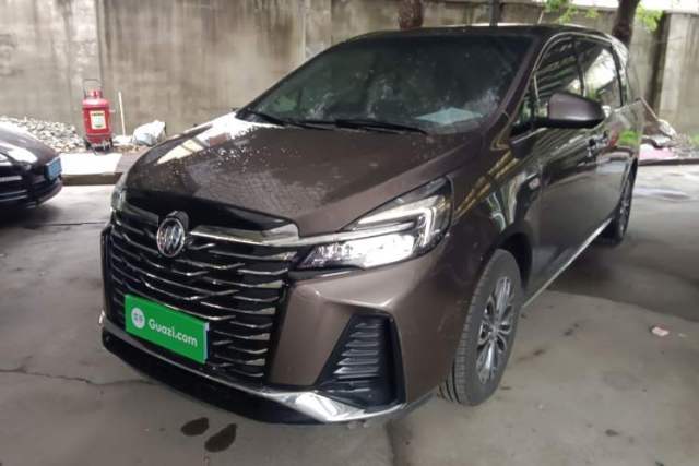 Used Buick GL8 2023 Facelifted Land Cruiser Executive Luxury Version